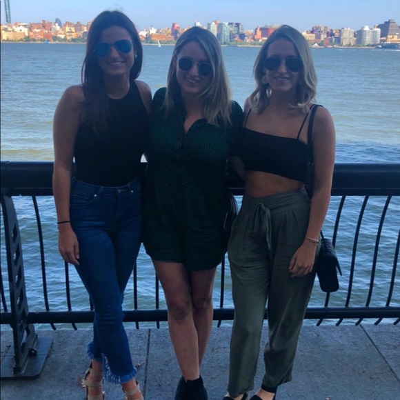 Meet your Posher, Jessica - Picture 8 of 8